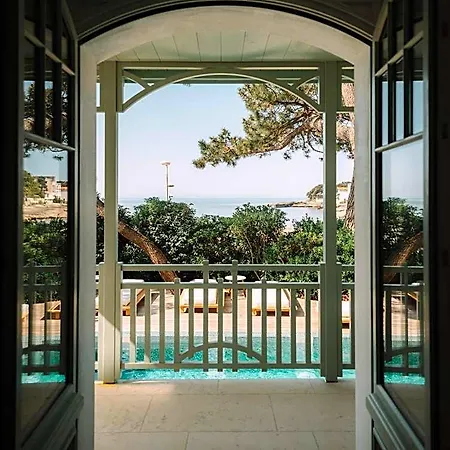 Hemen Hotel
